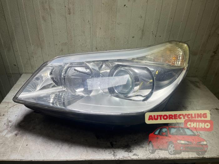 Używane Reflektor lewy Citroen C5 II Break (RE) 2.0 HDiF 16V Cena € 60,00 Procedura marży oferowane przez Autorecycling Chino B.V.