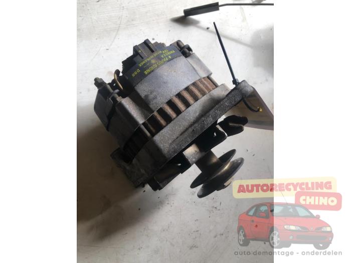 Begagnade Dynamo Renault 5 Super (B/C40) 1.1 Pris € 50,00 Marginaltabell erbjuds av Autorecycling Chino B.V.