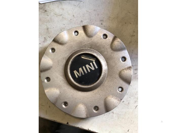 Mini one store hub caps