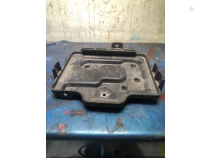 Used Battery box Kia Picanto (BA) 1.0 12V Price € 20,00 Margin scheme offered by Autorecycling Bart