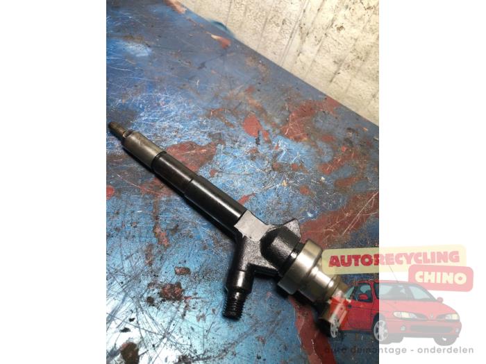 Usagé Injecteurs Opel Zafira (M75) 1.7 CDTi 16V Prix € 75,00 Règlement à la marge proposé par Autorecycling Chino B.V.