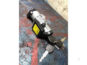 Used Ignition lock + key Chevrolet Matiz (M200) 0.8 S,SE Price € 35,00 Margin scheme offered by Autorecycling Bart