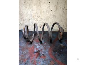 Used Rear coil spring Nissan Note (E11) 1.4 16V Price € 20,00 Margin scheme offered by Autorecycling Bart