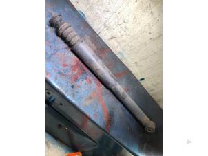 Used Rear shock absorber, left Nissan Note (E11) 1.4 16V Price € 25,00 Margin scheme offered by Autorecycling Bart
