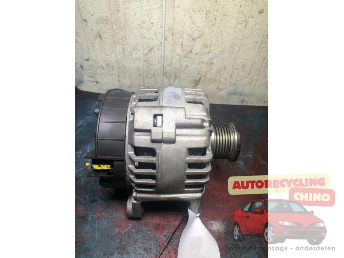 Begagnade Dynamo Volvo V40 (VW) 1.9 D Pris € 35,00 Marginaltabell erbjuds av Autorecycling Chino B.V.