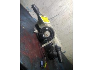 Used Steering column stalk Renault Laguna Coupé (DT) 2.0 dCi 16V 150 Price € 75,00 Margin scheme offered by Autorecycling Bart