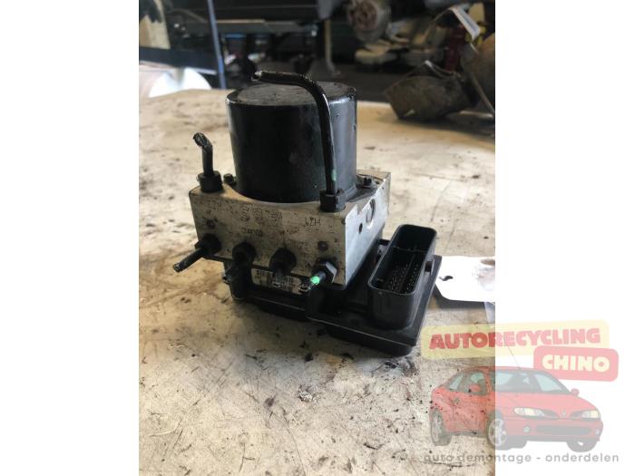 Pompa ABS z Seat Ibiza III (6L1) 1.4 16V 75 2005