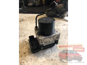 Pompa ABS z Seat Ibiza III (6L1) 1.4 16V 75 2005