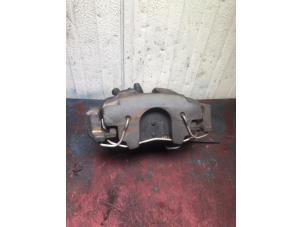 Used Front brake calliper, right Volvo S80 (TR/TS) 2.4 SE 20V 170 Price € 50,00 Margin scheme offered by Autorecycling Bart