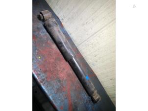 Used Rear shock absorber, right Renault Laguna Coupé (DT) 2.0 dCi 16V 150 Price € 40,00 Margin scheme offered by Autorecycling Bart