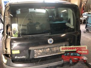 Gebrauchte Heckklappe Fiat Panda (169) 1.2 Fire Preis € 120,00 Margenregelung angeboten von Autorecycling Chino B.V.