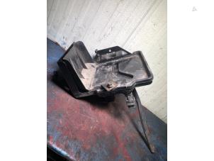 Used Battery box Fiat Panda (169) 1.2 Fire Price € 25,00 Margin scheme offered by Autorecycling Bart