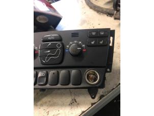 Used Heater control panel Volvo XC70 (SZ) XC70 2.4 D5 20V Price € 40,00 Margin scheme offered by Autorecycling Bart
