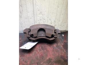 Used Front brake calliper, left Peugeot 307 (3A/C/D) 1.6 16V Price € 26,00 Margin scheme offered by Autorecycling Bart