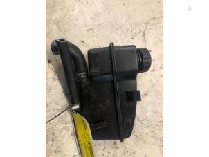 Used Power steering fluid reservoir Volvo XC70 (SZ) XC70 2.4 D5 20V Price € 25,00 Margin scheme offered by Autorecycling Bart