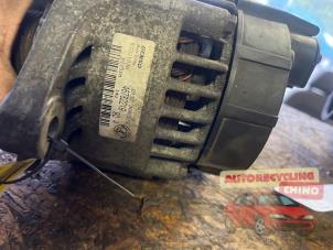 Dynamo van een Alfa Romeo 156 (932) 1.8 Twin Spark 16V 2002