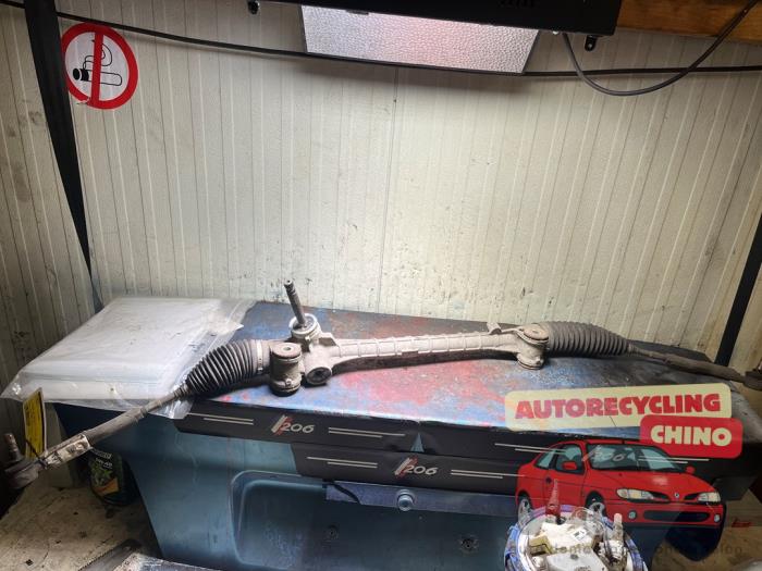 Begagnade Styrbox Citroen C1 1.0 12V Pris € 40,00 Marginaltabell erbjuds av Autorecycling Chino B.V.