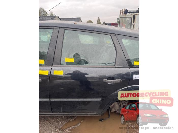 Tür 4-türig links hinten van een Ford Focus 2 Wagon 1.8 16V 2006