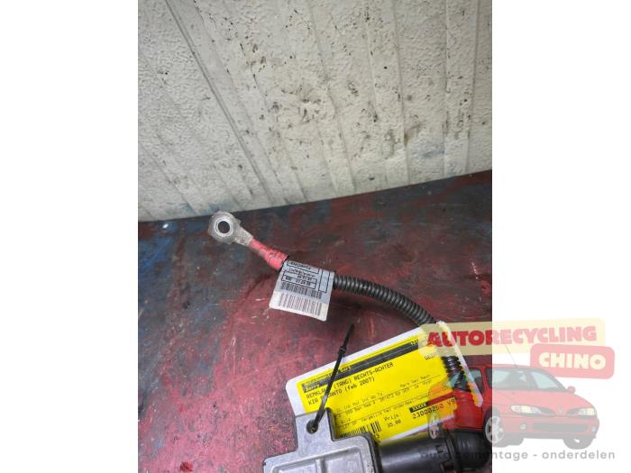 Glow plug relay BMW 3 serie 320d 16V 0006646947