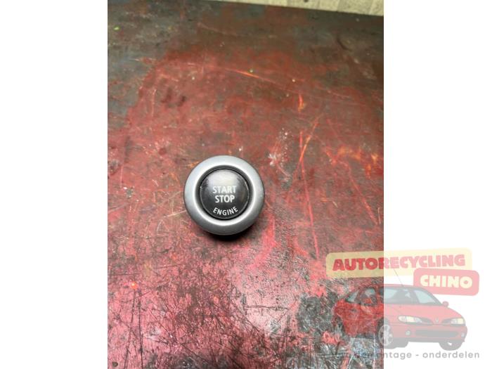 Engine start stop button switch