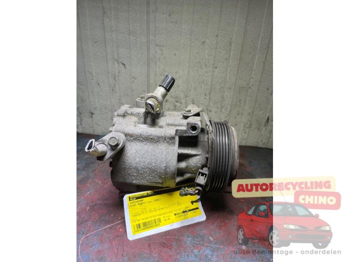 Usagé Compresseur de clim Fiat Punto II (188) 1.2 16V Prix € 50,00 Règlement à la marge proposé par Autorecycling Chino B.V.