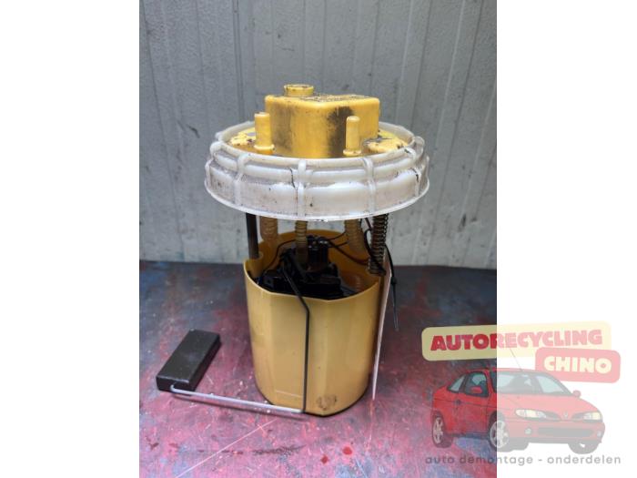 Begagnade Dieselpump Fiat Grande Punto (199) 1.3 JTD Multijet 16V Pris € 25,00 Marginaltabell erbjuds av Autorecycling Chino B.V.
