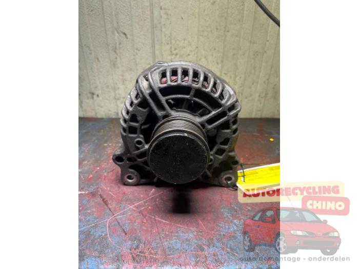 Used Dynamo Volkswagen Polo IV (9N1/2/3) 1.4 TDI 70 Price € 35,00 Margin scheme offered by Autorecycling Chino B.V.