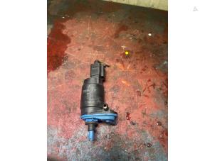 Used Windscreen washer pump Mercedes A (W168) 1.6 A-160 Price € 10,00 Margin scheme offered by Autorecycling Bart