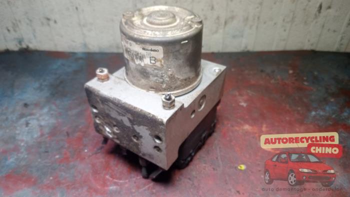 Begagnade ABS-pump Suzuki Alto (RF410) 1.1 16V Pris € 35,00 Marginaltabell erbjuds av Autorecycling Chino B.V.