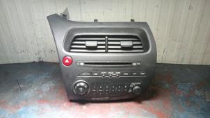 Gebrauchte Radio CD Spieler Honda Civic (FK/FN) 1.4i Type S 16V Preis € 70,00 Margenregelung angeboten von Autorecycling Bart