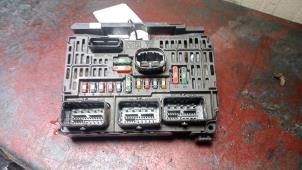 Used Fuse box Peugeot 407 (6D) 2.2 16V Price € 250,00 Margin scheme offered by Autorecycling Bart