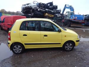 Used Front wing, right Hyundai Atos 1.1 12V Price € 40,00 Margin scheme offered by Autorecycling Bart