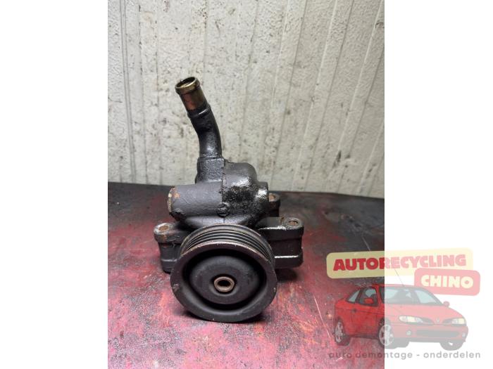 Usagé Pompe de direction Mazda 2 (NB/NC/ND/NE) 1.4 16V Prix € 40,00 Règlement à la marge proposé par Autorecycling Chino B.V.