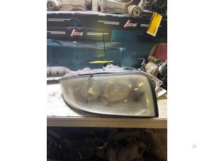 Used Headlight, right Audi A2 (8Z0) 1.4 16V Price on request offered by Autorecycling Bart