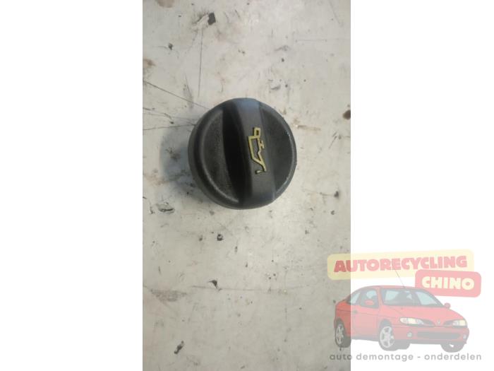 Gebrauchte Ölkappe Mini Mini (R56) 1.6 16V Cooper Preis € 15,00 Margenregelung angeboten von Autorecycling Chino B.V.