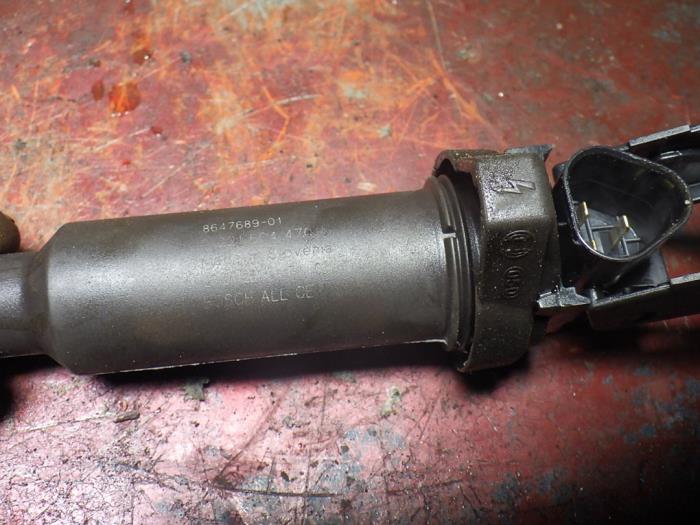 Pen ignition coil from a Citroën C4 Berline (NC) 1.4 16V VTi 2011