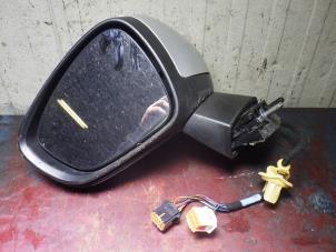 Used Wing mirror, left Citroen C4 Berline (NC) 1.4 16V VTi Price € 35,00 Margin scheme offered by Autorecycling Bart