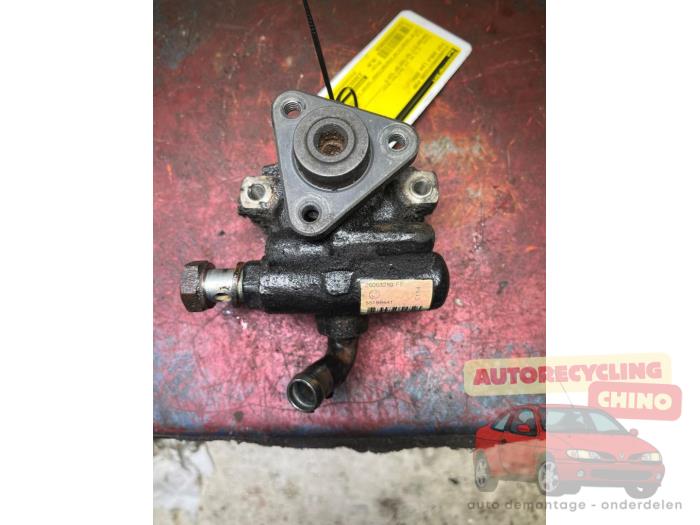 Gebrauchte Lenkkraftverstärker Pumpe Fiat Doblo (223A/119) 1.4 Preis € 35,00 Margenregelung angeboten von Autorecycling Chino B.V.