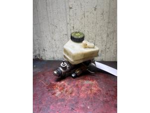 Used Master cylinder Mercedes C Combi (S203) 2.0 C-200K 16V Price € 25,00 Margin scheme offered by Autorecycling Bart
