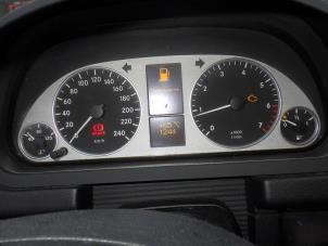 Used Odometer KM Mercedes B (W245,242) 1.5 B-150 16V Price € 50,00 Margin scheme offered by Autorecycling Bart