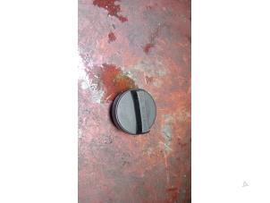 Used Oil cap Citroen C1 1.0 12V Price € 10,00 Margin scheme offered by Autorecycling Bart