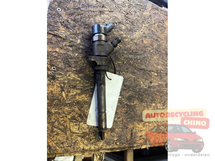 Usagé Injecteurs Peugeot Expert (G9) 1.6 HDi 90 Prix € 60,00 Règlement à la marge proposé par Autorecycling Chino B.V.