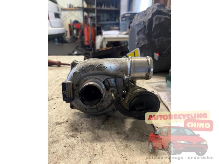 Gebrauchte Turbo Renault Clio III (BR/CR) 1.5 dCi 70 Preis € 125,00 Margenregelung angeboten von Autorecycling Chino B.V.