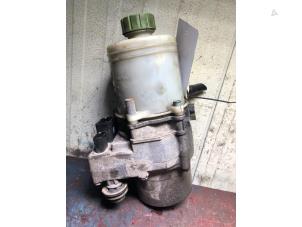 Used Power steering pump Volkswagen Polo IV (9N1/2/3) 1.2 12V Price € 125,00 Margin scheme offered by Autorecycling Bart