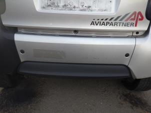 Used Rear bumper component, central Smart Fortwo Coupé (450.3) 0.7 Price € 50,00 Margin scheme offered by Autorecycling Bart