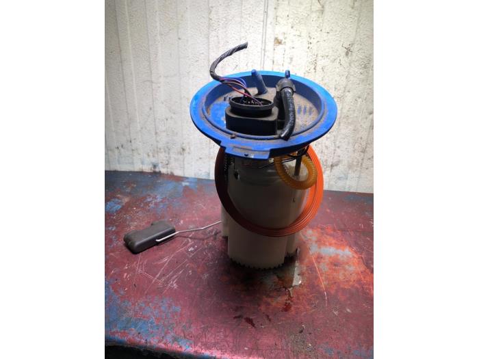 Bomba de gasolina de un Seat Leon (5FB) 1.2 TSI Ecomotive 16V 2013