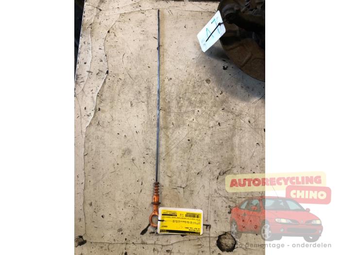 Gebrauchte Ölmessstab Volkswagen Golf V (1K1) 1.6 FSI 16V Preis € 15,00 Margenregelung angeboten von Autorecycling Chino B.V.