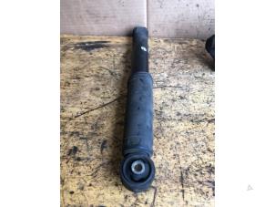 Used Rear shock absorber, right Fiat Panda (312) 0.9 TwinAir 65 Price € 30,00 Margin scheme offered by Autorecycling Bart