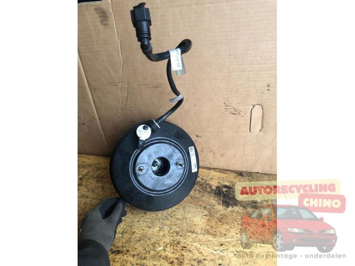 Usagé Servo frein Fiat Panda (312) 0.9 TwinAir 65 Prix € 70,00 Règlement à la marge proposé par Autorecycling Chino B.V.