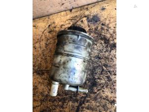 Used Power steering fluid reservoir Peugeot Expert (G9) 1.6 HDi 90 Price € 25,00 Margin scheme offered by Autorecycling Bart